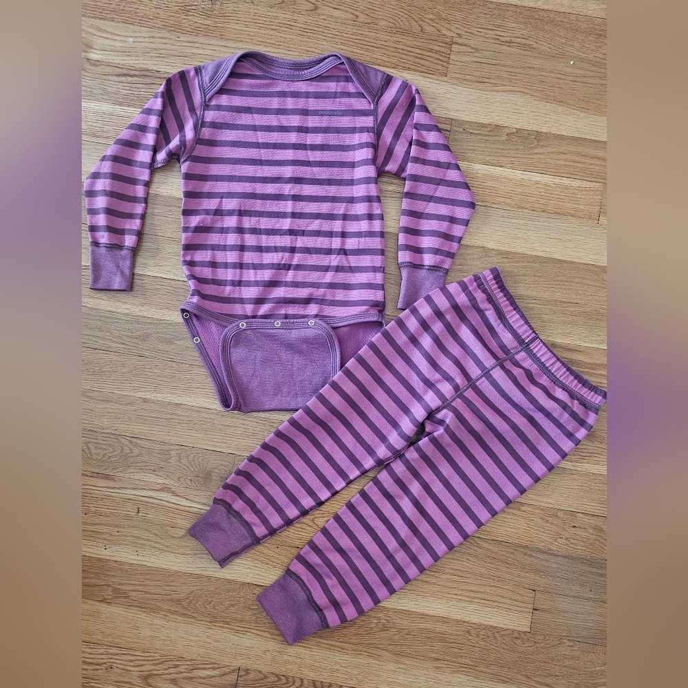 Patagonia Baby Midweight Set; size 3T; color Purple Stripe